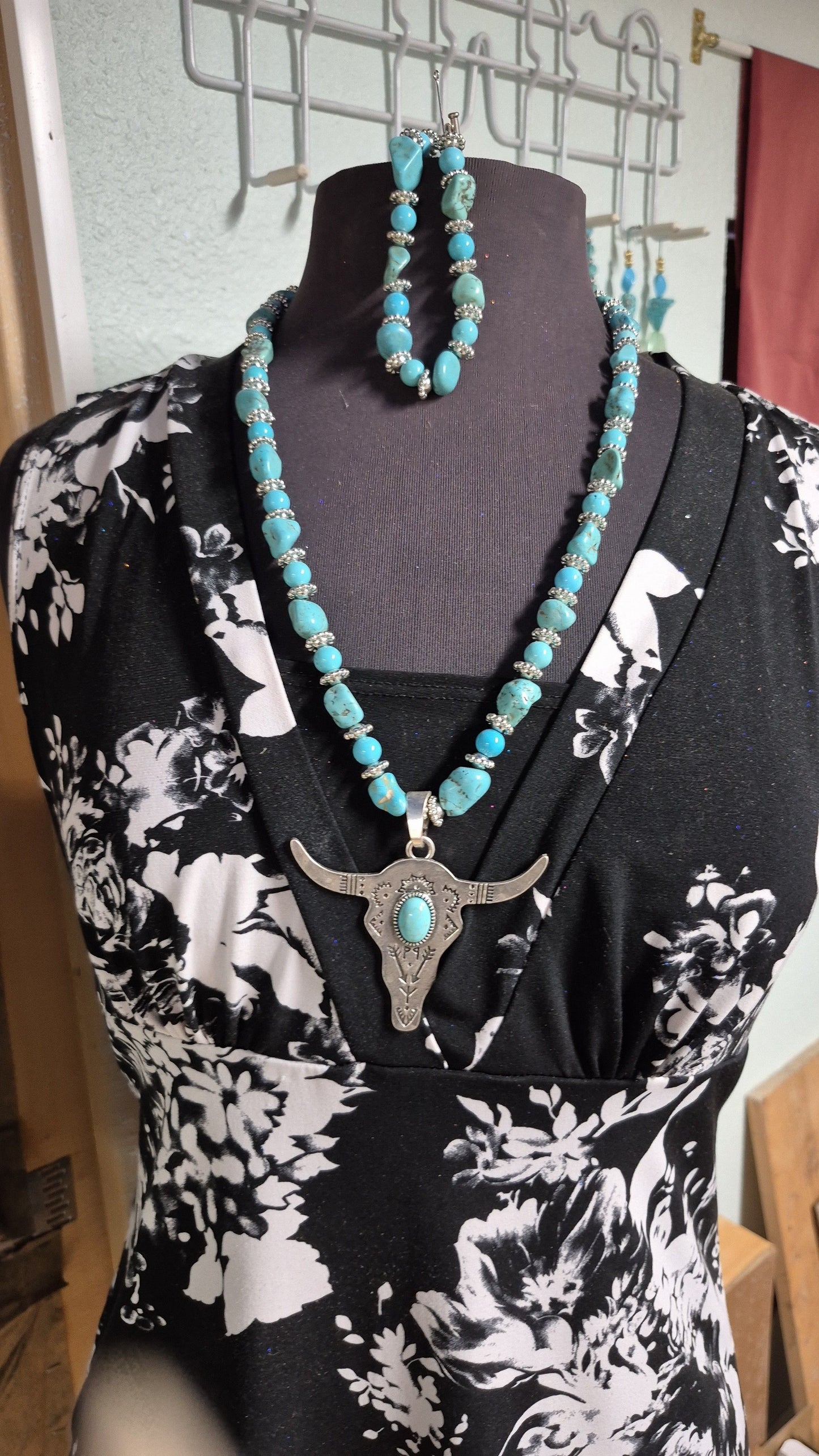 Necklace with Bracelet